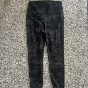 Yogalicious Lux High Waist Camo Leggings - Size M